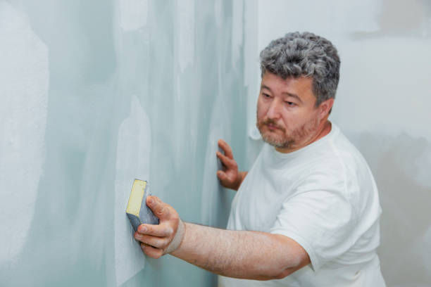 Asbestos and Lead Testing During Mold Inspection in Oakland, OR